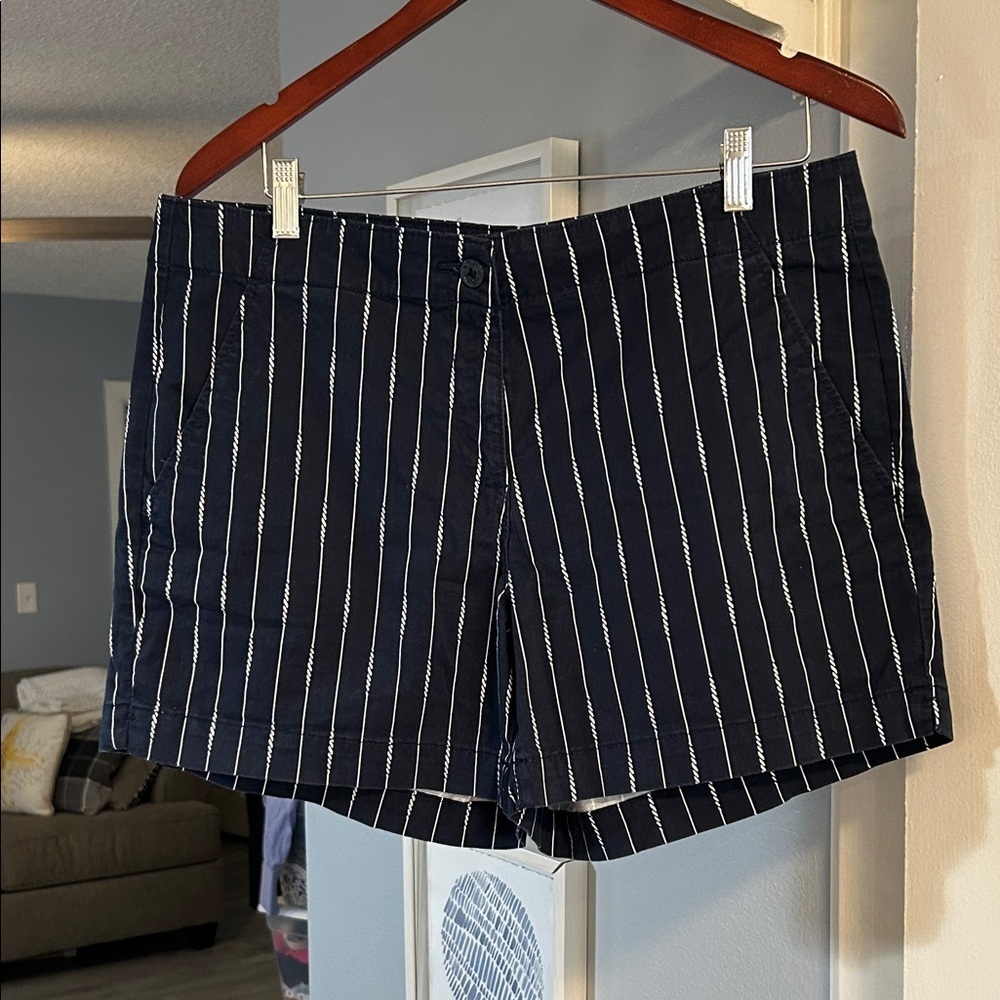 Nautica Women's Navy and White Striped Chino Style Shorts Size 12